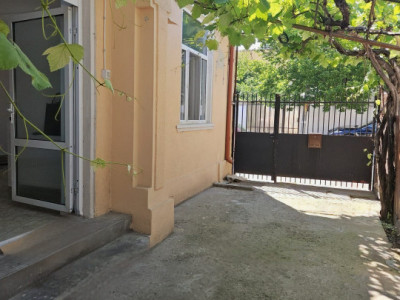 Spatiu situat in Zona Trocadero