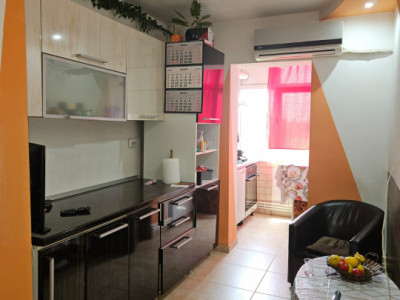 Zona KM 4-5- Kaufland, apartament 2 camere decomandat