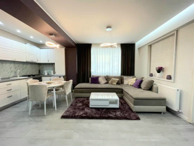 Apartament cu 2 camere + o cameră bonus – la doar 2 pași de plajă, Mamaia Nord