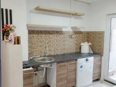 Gata de mutare! Apartament 3 camere, decomandat – Etaj 2, zona CET–Anda