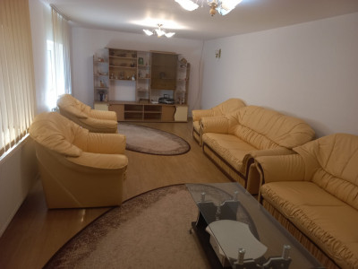 Casă de vânzare în Ovidiu – confort, liniște și intimitate