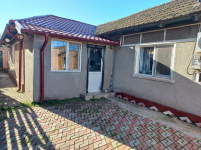 Casa cu potential in zona Viile Noi - Constanta