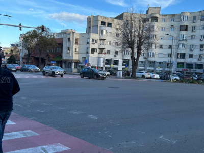 OPORTUNITATE RARA IN CAPITOL ! APARTAMENT 3CAM DEC, 2 BAI