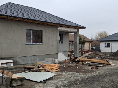 Casa noua in  Lumina