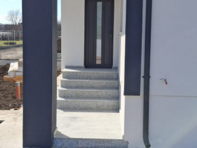 Casa noua in  Lumina