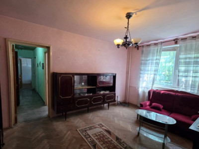 Apartament 3 camere zona Parc Tabacarie